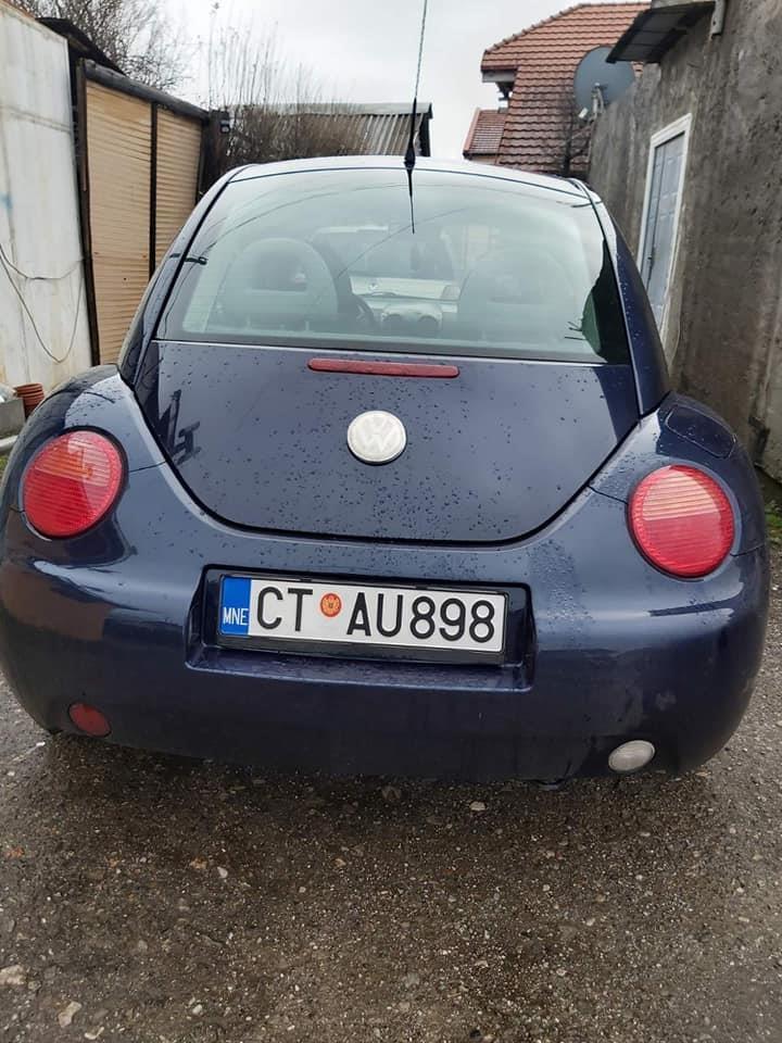 069400772