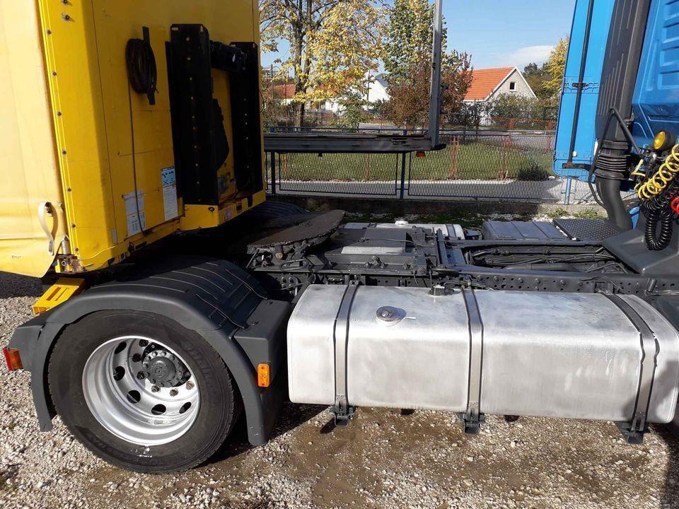 Iveco-Stralis-EEV-2012