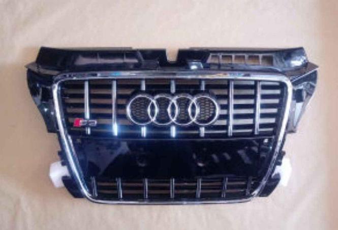 KUPUJEM masku i branik od A3 08-12 . Ponude slati na 0693598