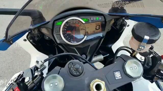 2014-Suzuki-GSXR1000