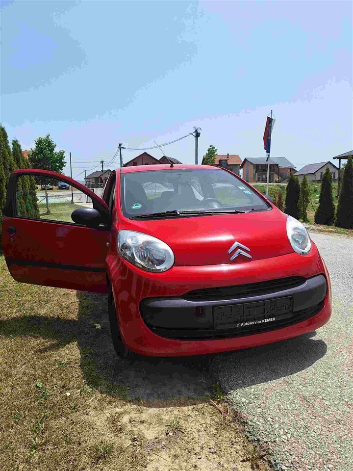 Na-prodaju-Citroen-c1