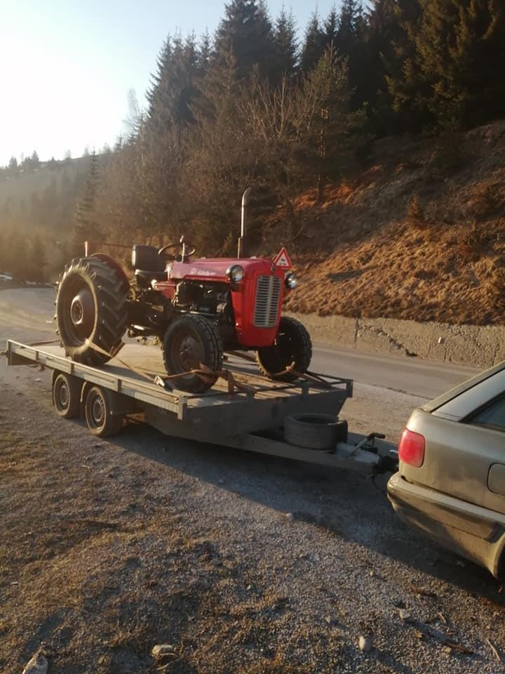 Kupujem-traktore-motokultivatore-freze-kose-kabine-grabulje-