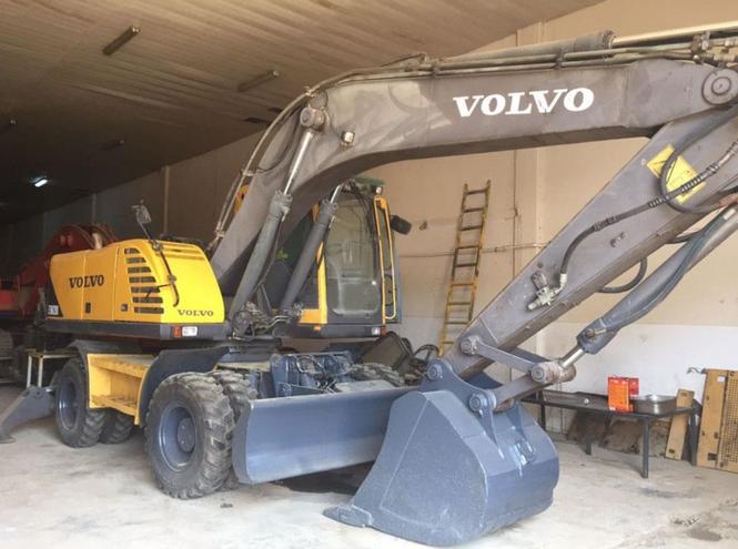 VOLVO EW210C - 2008