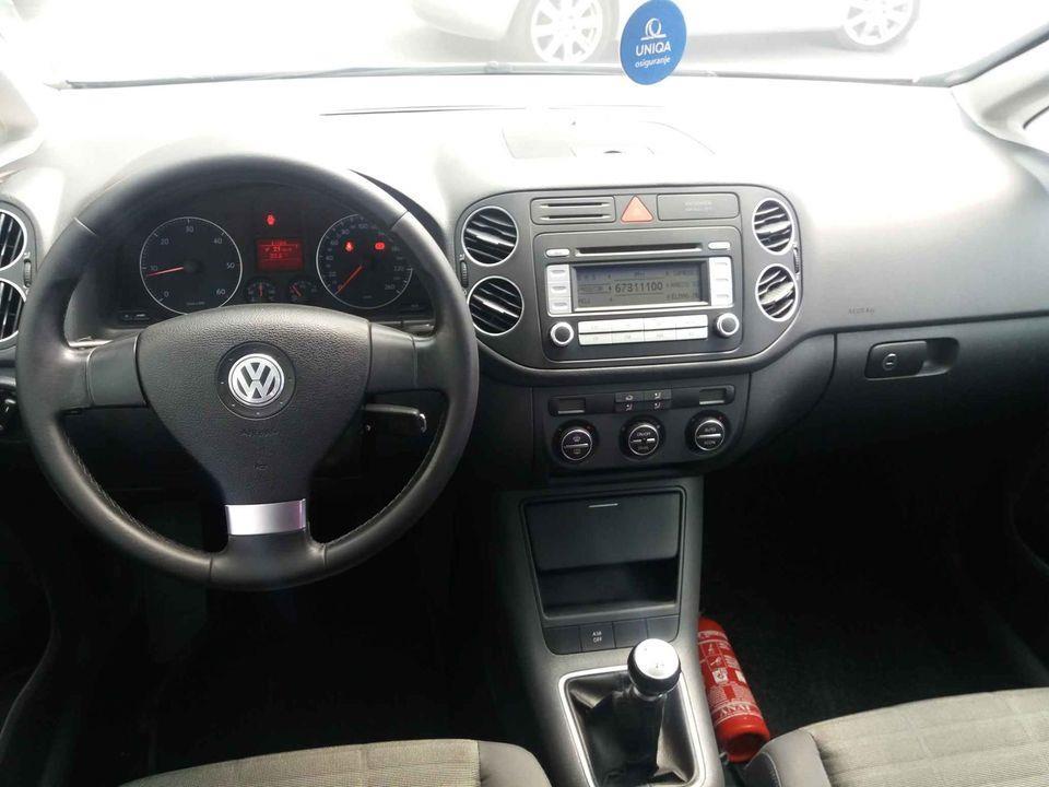 Golf-5+-1-9cm-tdi-66kw-2008-god