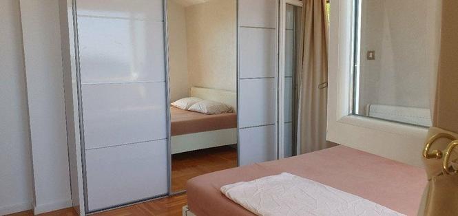 2 Beds 1 Bath Apartman