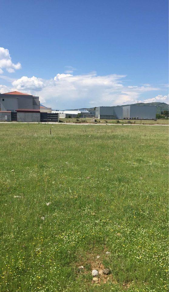 Prodajem-plac-1500m2-donja-Gorica-podgorica-sve-inf-u-inbox-