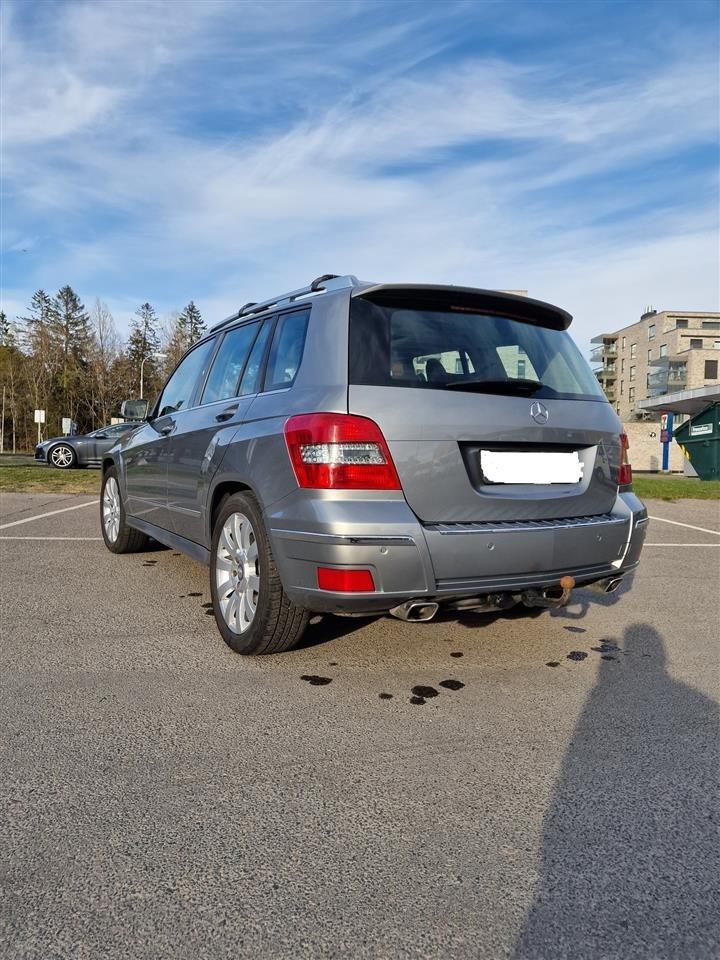 makina-Mercedes-Benz-GLK-220
