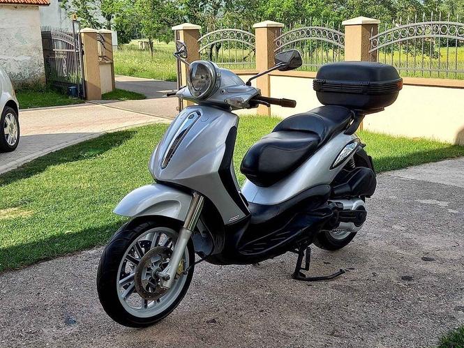 Piaggio Beverly 500ccm 2005god.
