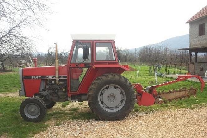 Traktor IMT  560 -89