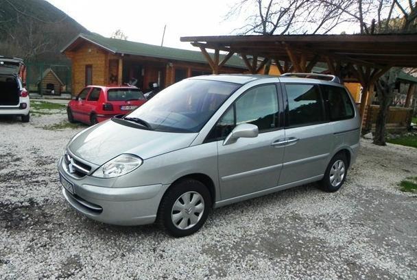 Citroen - C8