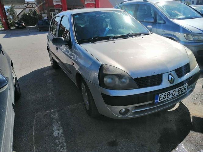 Reno clio 1.5 dizel 2002godina