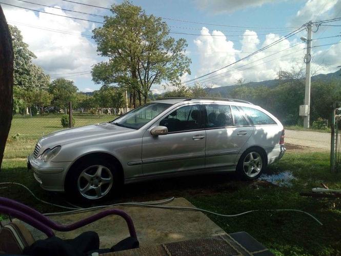Mercedes c 220