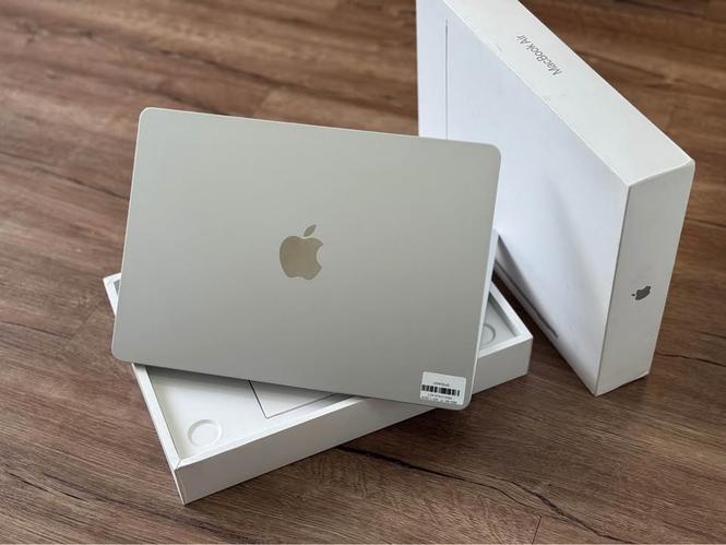 Apple MacBook Air M4 1TB