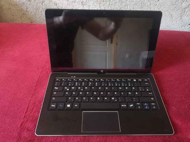 TREKSTOR TABLET
