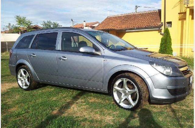 Opel  Astra tdci