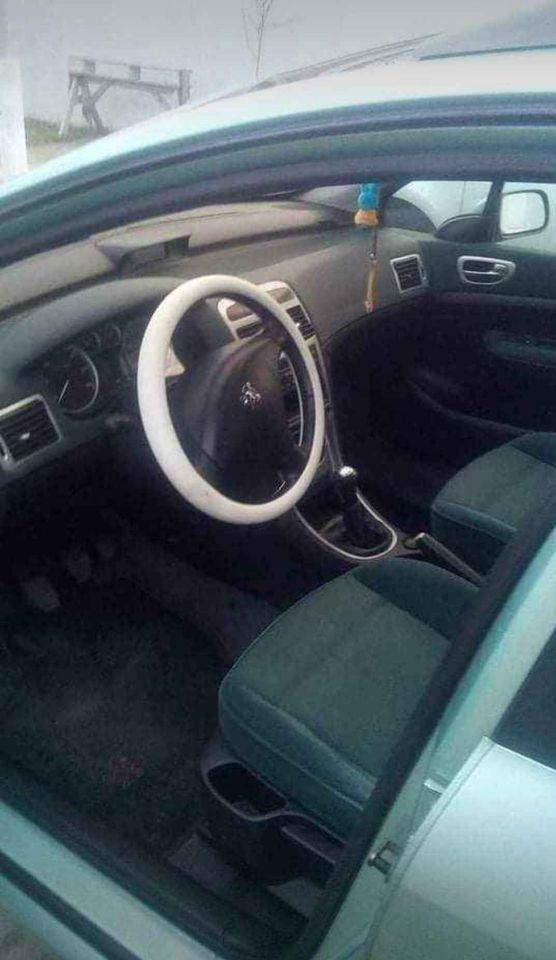 Peugeot-307SW-2-0hdi-2003