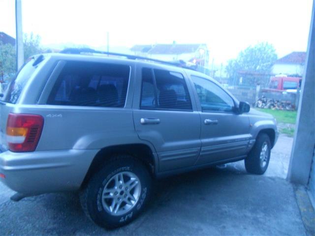 Jeep Grand Cherokee - 99