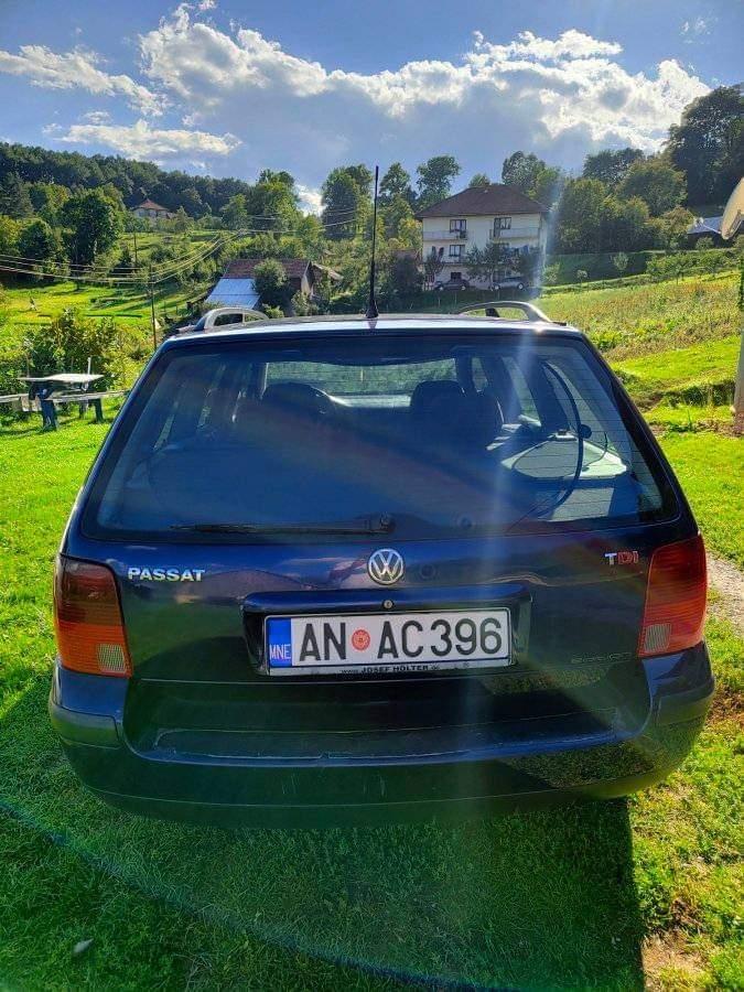 2000-Pasaat-1-9-tdi-85-kw-2000g-E-E