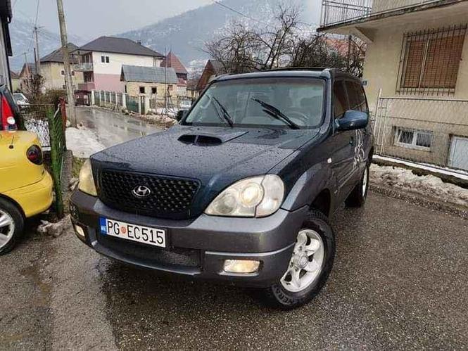 Hyndai teracan 2.9 crdi 4x4 manuelni extra stanje moguca zam