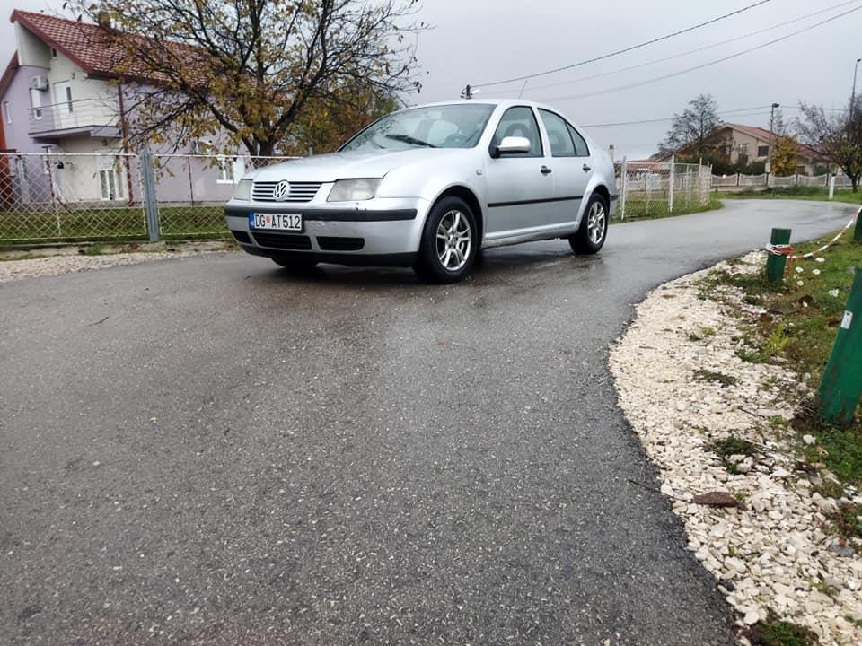 Prodaje-se