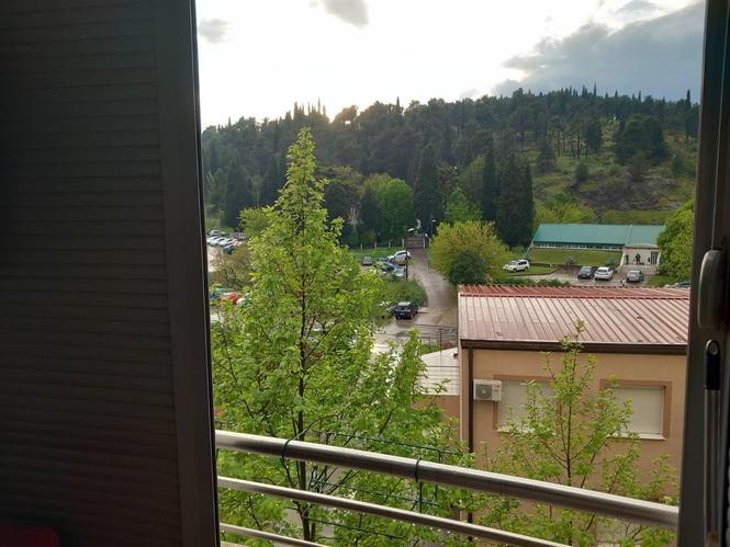 Izdavanje jednosoban stan Pobrežje