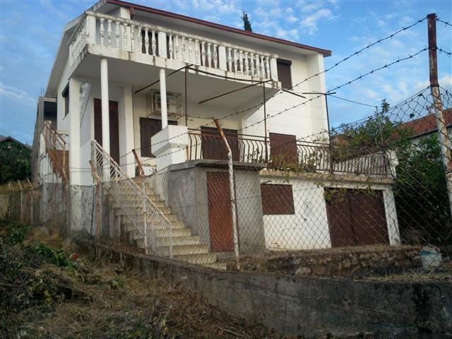 Kuca od 110m2 u Baru
