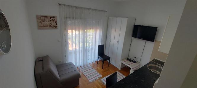 Prodajem garsonjeru u Nikšiću
