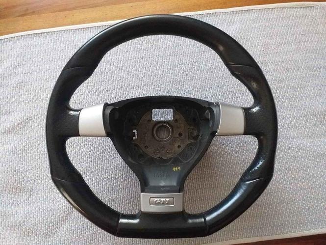 Volan golf 5 Gti