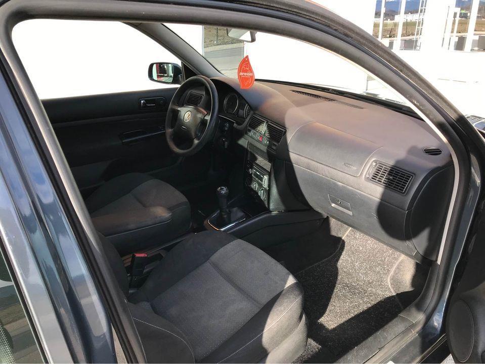 GOLF-4-1-9-tdi-74kw-2003-