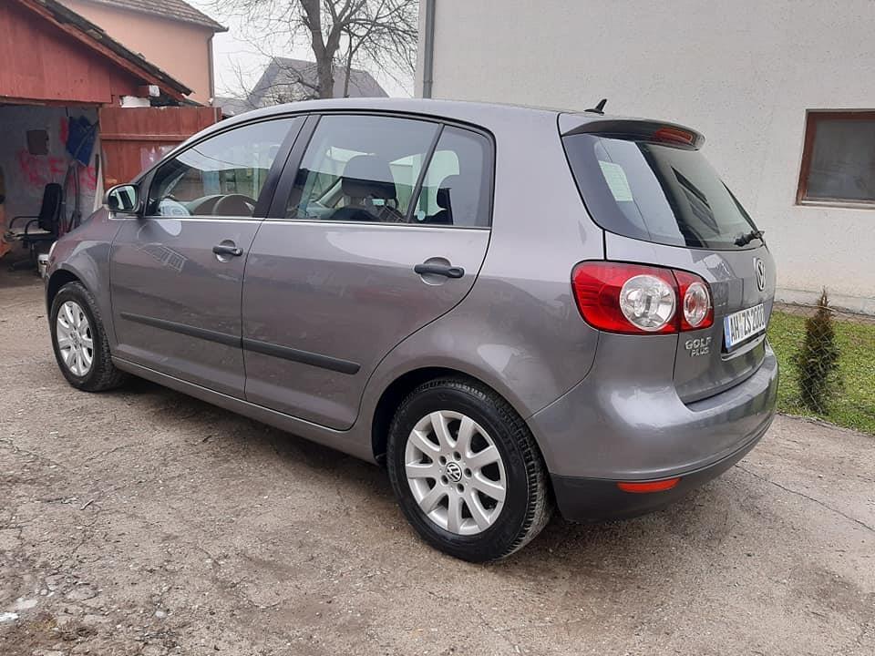 Volkswagen-Golf-PLUS