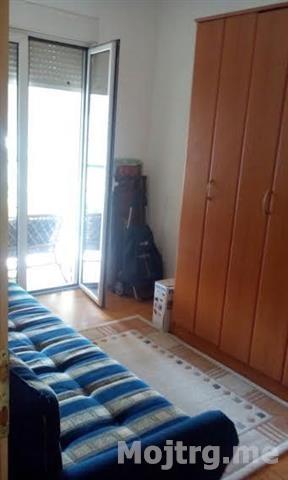 PRODAJA--JEDNOSOBAN-S-AERODROM-KOD--VOLIJA-