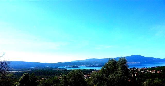 Plac 4100m2 u Kavcu