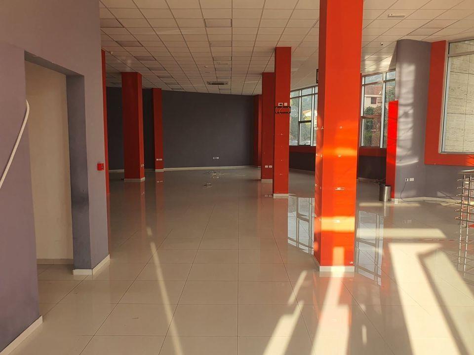 Izdajem-poslovni-prostor-u-Budvi