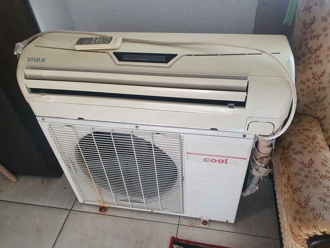 Vivax 12btu klima uređaj