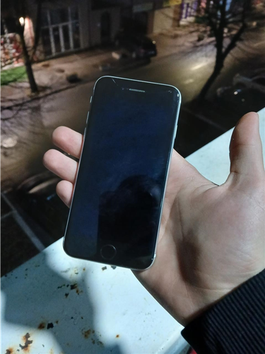 Naslov oglasa: iPhone SE 2020 | 64GB | POVOLJNO!
