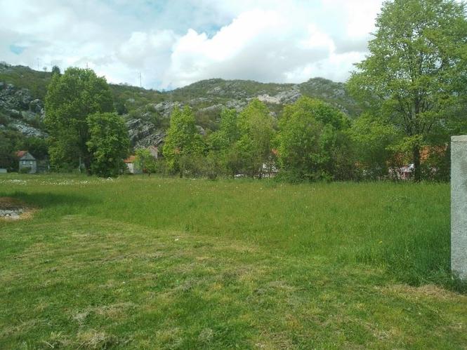 Prodaje se Plac