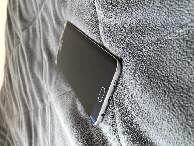 PRODAJEM SAMSUNG S6 EDGE PLUS *KAO NOV*