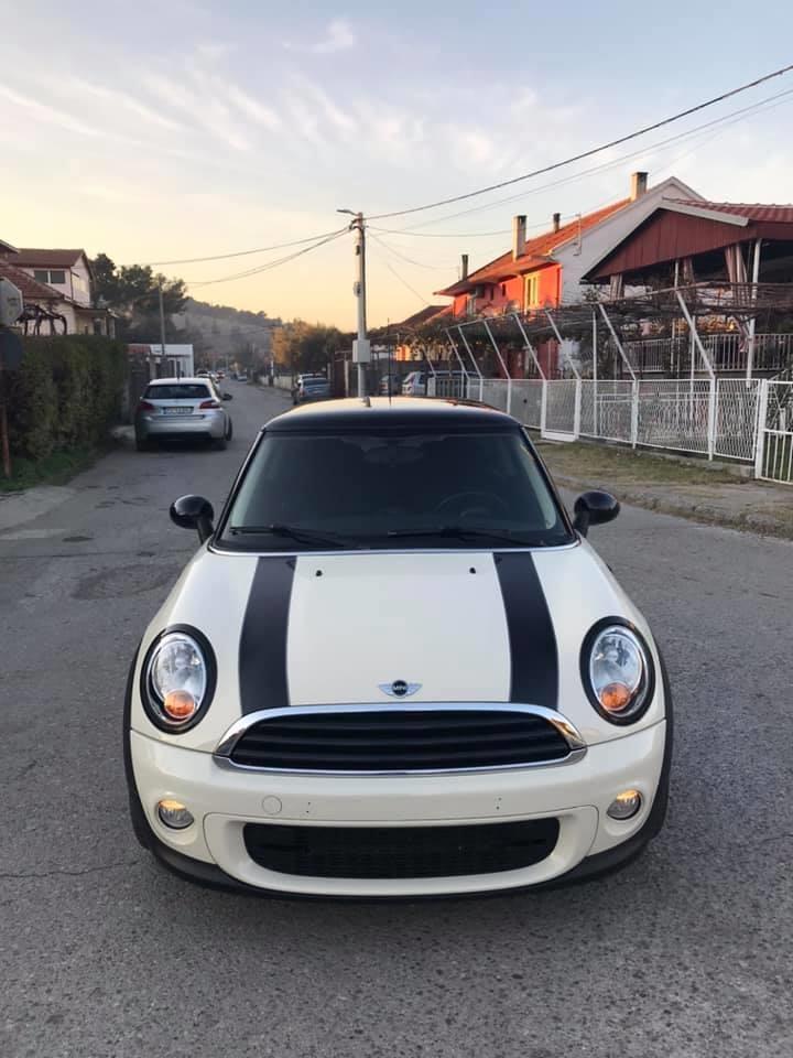 Na-Prodaju-068378379