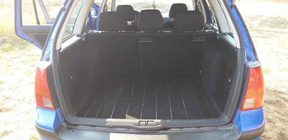 Volkswagen-Golf-4