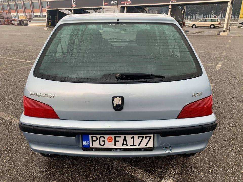 Peugeot-105