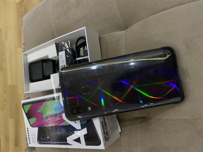 Samsung Galaxy A40 64 gb 