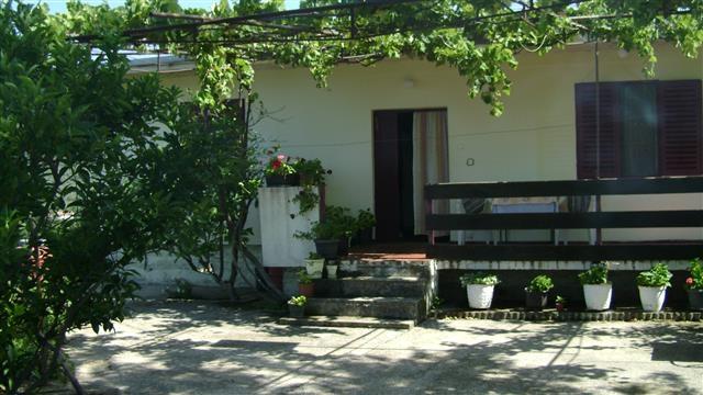 Kuca od 135m2 u Ulcinj