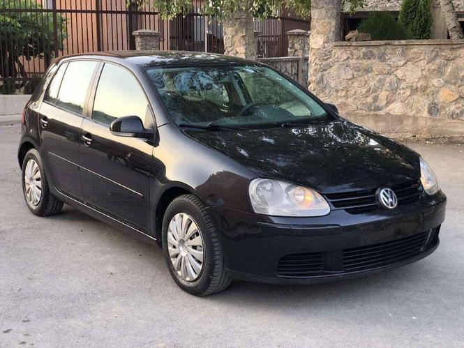 GOLF V 1.9TDI 77KW 2004GOD