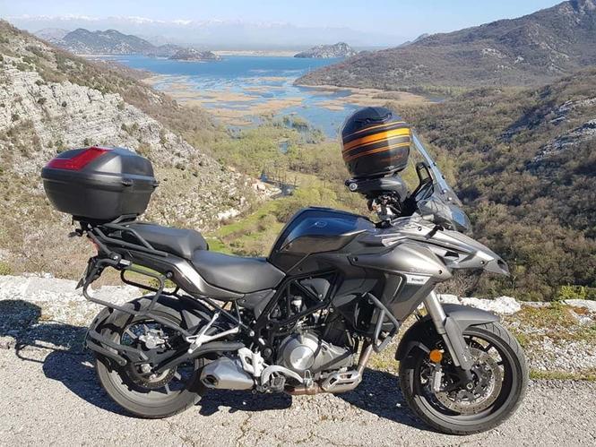 Motor Benelli trk 502