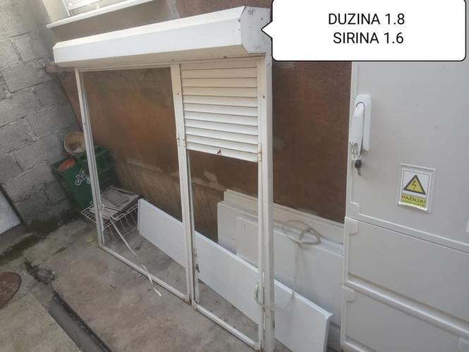 Prodaje se