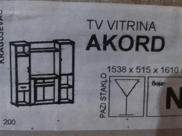 TV VITRINA AKORD