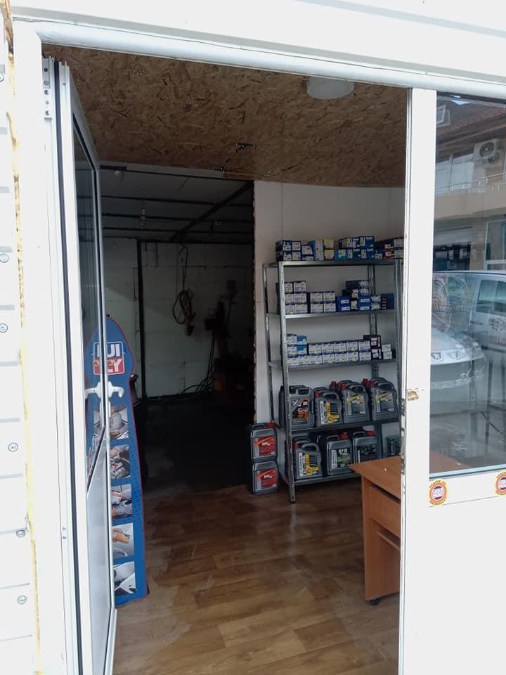 Auto-servis----