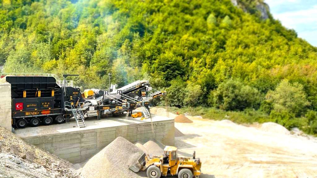 FABO-PRO-Serije-od-70-do-180-T-S-Mobilne-drob--separacijje