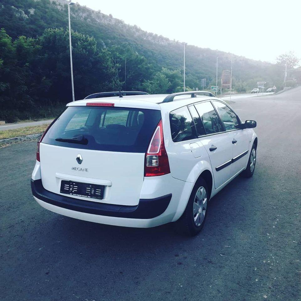 Renault-Megane-2