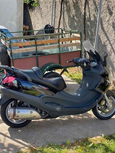 Piaggio x9 500